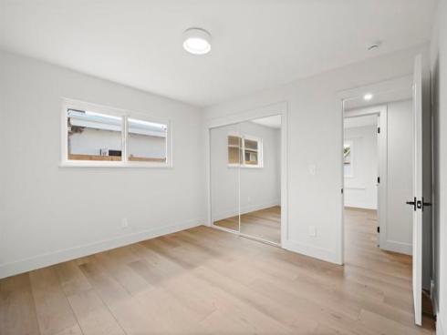 3130  Kerry Ln  , Costa Mesa, CA