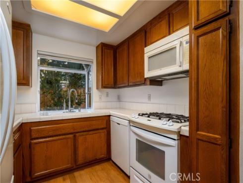 2206  Canyon  C2  Drive, Costa Mesa, CA