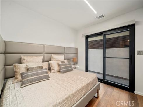 985  Begonia   Avenue, Costa Mesa, CA