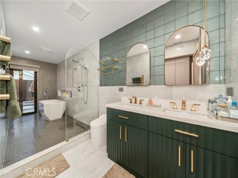 985  Begonia   Avenue, Costa Mesa, CA