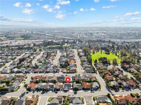 985  Begonia   Avenue, Costa Mesa, CA