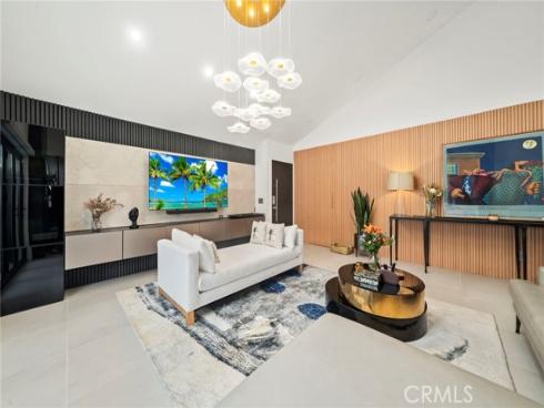 985  Begonia   Avenue, Costa Mesa, CA