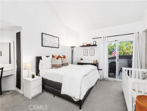 924  Hyde   Court, Costa Mesa, CA