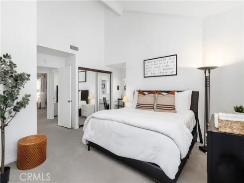 924  Hyde   Court, Costa Mesa, CA