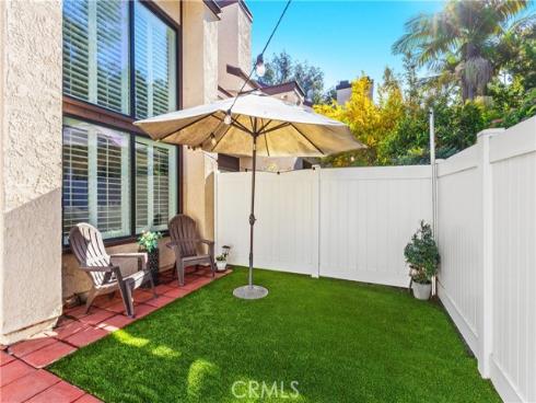 924  Hyde   Court, Costa Mesa, CA