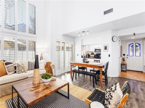 924  Hyde   Court, Costa Mesa, CA