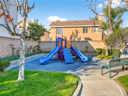 1203  Hazel   Place, Costa Mesa, CA