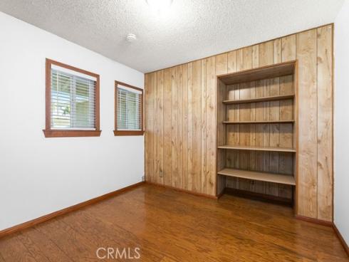 995  Post   Road, Costa Mesa, CA