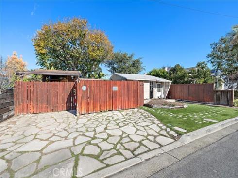 268  Walnut   Street, Costa Mesa, CA