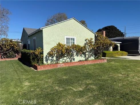 810  Congress  , Costa Mesa, CA