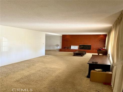 810  Congress  , Costa Mesa, CA