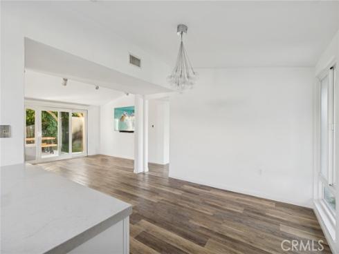 305  Nassau   Road, Costa Mesa, CA