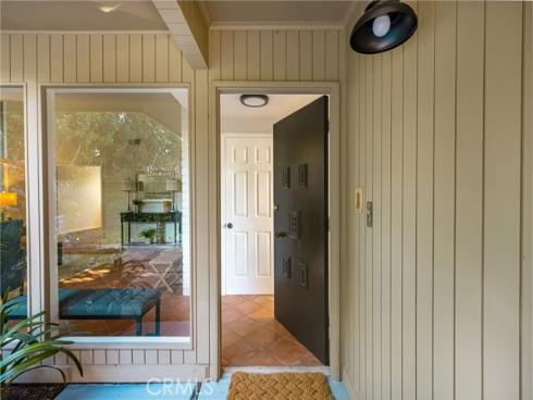 337 Vista Baya , Costa Mesa, CA