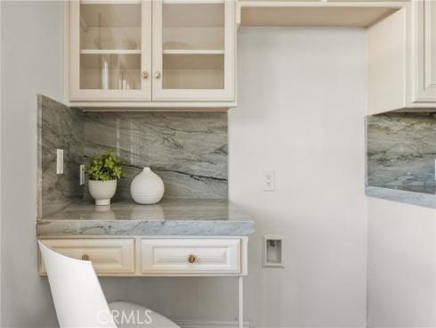 337 Vista Baya , Costa Mesa, CA