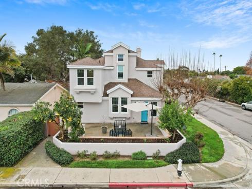 1938 Westminster , Costa Mesa, CA