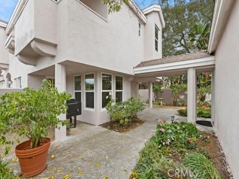 1938 Westminster , Costa Mesa, CA