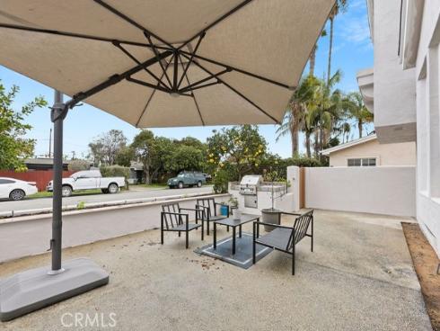 1938 Westminster , Costa Mesa, CA