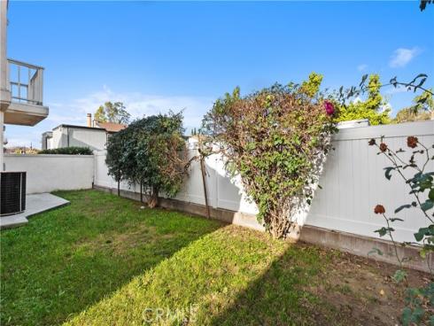 286 Carefree , Costa Mesa, CA