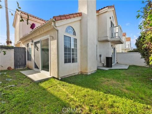 286 Carefree , Costa Mesa, CA