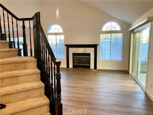 286 Carefree , Costa Mesa, CA