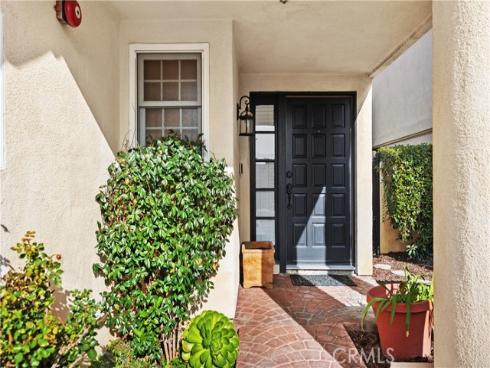 286 Carefree , Costa Mesa, CA