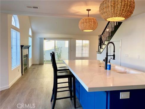 286 Carefree , Costa Mesa, CA