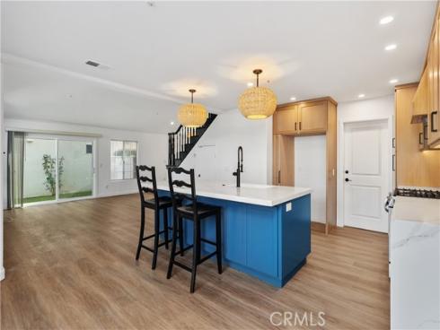 286 Carefree , Costa Mesa, CA