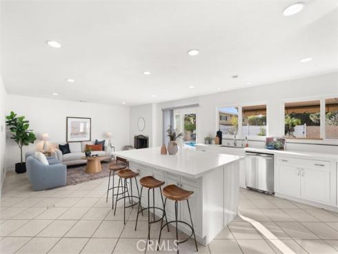 2761 Bunting , Costa Mesa, CA