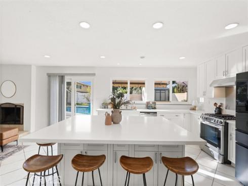 2761 Bunting , Costa Mesa, CA
