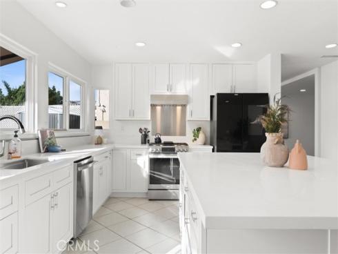 2761 Bunting , Costa Mesa, CA