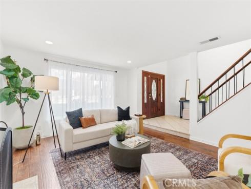 2761 Bunting , Costa Mesa, CA