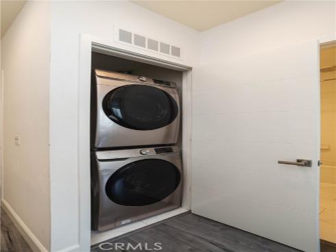 1532 Maxwell Way , Costa Mesa, CA