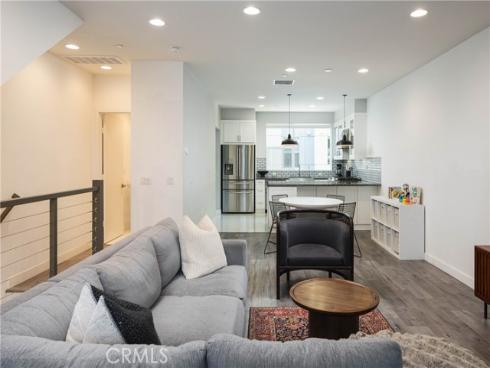 1532 Maxwell Way , Costa Mesa, CA