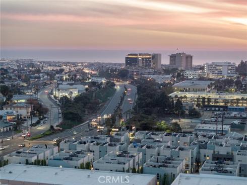 1532 Maxwell Way , Costa Mesa, CA