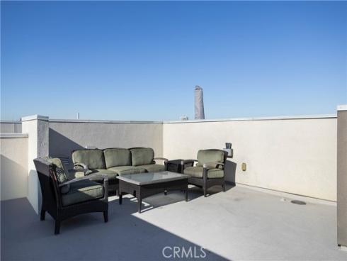 1532 Maxwell Way , Costa Mesa, CA