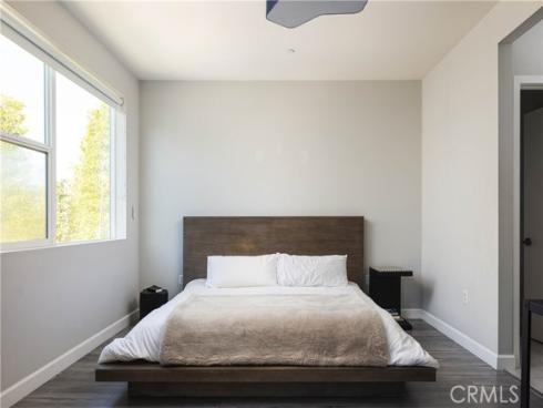 1532 Maxwell Way , Costa Mesa, CA