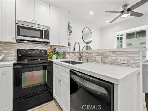 1845 Anaheim 9B Avenue, Costa Mesa, CA