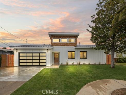 1935 Tustin , Costa Mesa, CA