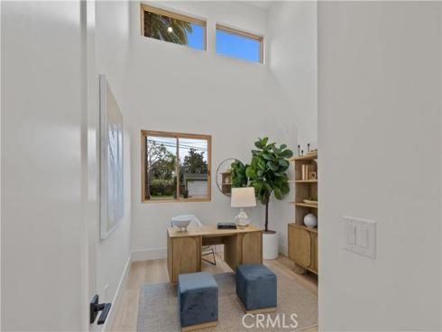 1935 Tustin , Costa Mesa, CA