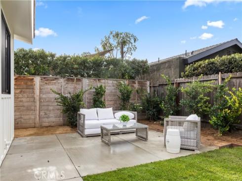 1935 Tustin , Costa Mesa, CA