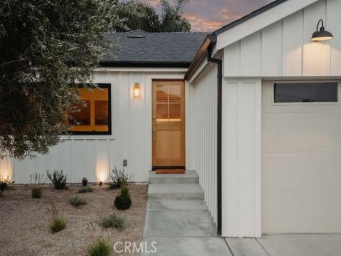 208 Susannah Place , Costa Mesa, CA