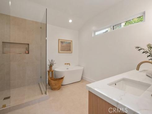 208 Susannah Place , Costa Mesa, CA