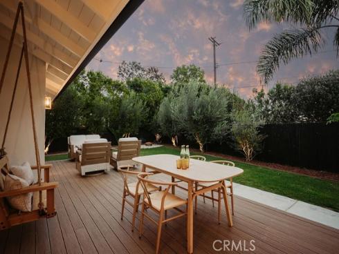 208 Susannah Place , Costa Mesa, CA