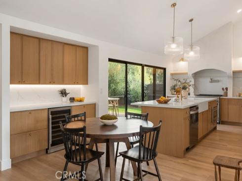 208 Susannah Place , Costa Mesa, CA