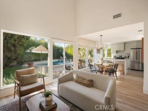 1086  Vallejo  , Costa Mesa, CA