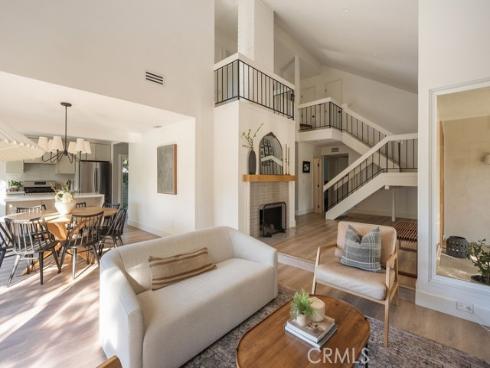 1086  Vallejo  , Costa Mesa, CA