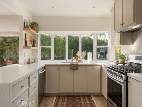 1086  Vallejo  , Costa Mesa, CA