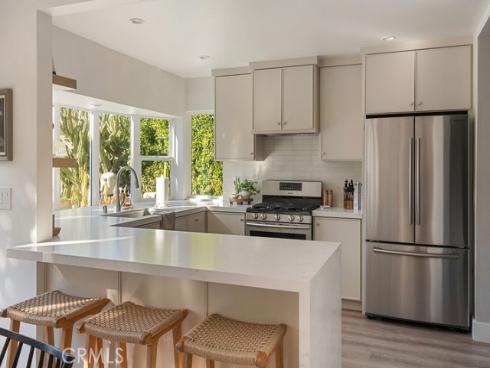 1086  Vallejo  , Costa Mesa, CA