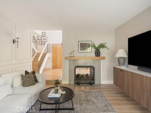 1086  Vallejo  , Costa Mesa, CA