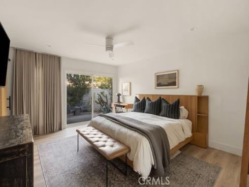 1086  Vallejo  , Costa Mesa, CA